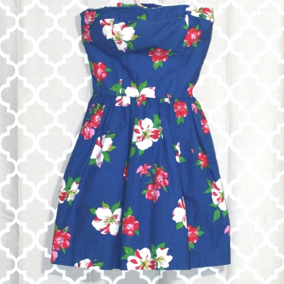 Hollister Dresses & Skirts - BRAND NEW W/O TAGS HOLLISTER DRESS